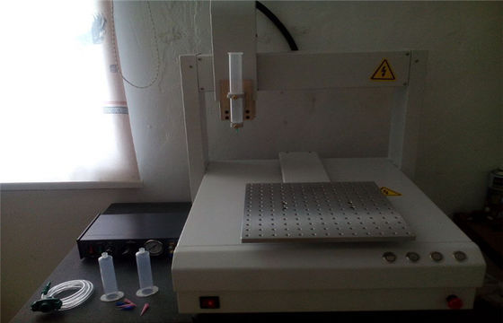 Sistemas robóticos da máquina do distribuidor da colagem da precisão do elevado desempenho com pegada pequena