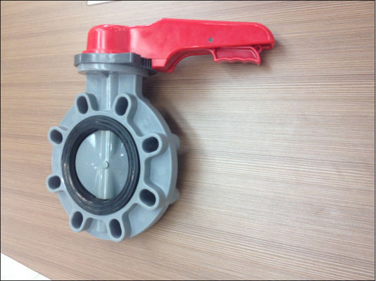 Thermoplastisches betätigtes Drosselventil des manuellen Griffs UPVC CPVC PVDF pp. PPH fabriziert